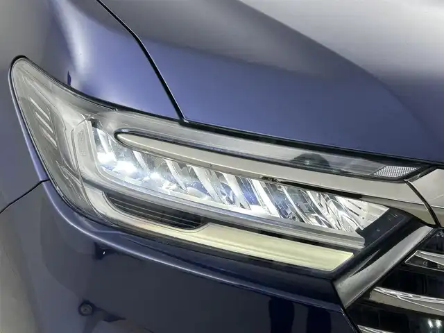 ホンダ オデッセイ アブソルート 埼玉県 2020(令2)年 3.7万km オブシダンブルーパール ホンダセンシング　純正１０インチナビ　マルチビューカメラ　フルセグＴＶ　Ｂｌｕｅｔｏｏｔｈ　スマートパーキングアシスト　両側パワースライドドア　オットマン　ブラックハーフレザーシート　ビルトインＥＴＣ