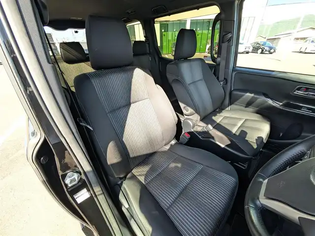 トヨタ ヴォクシー ZS 煌Ⅱ 福井県 2020(令2)年 3.2万km ブラック 純正16インチAW/両側パワースライドドア/LEDヘッドライト/クルーズコントロール/前後コーナーセンサー/前後ドライブレコーダー/ビルトインETC/衝突被害軽減システム/バックカメラ/純正SDナビ/フルセグテレビ/レーンキープアシスト/横滑り防止装置/盗難防止装置/オートマチックハイビーム/アイドリングストップ/スマートキー/ダブルエアバッグ