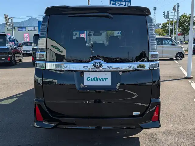 トヨタ ヴォクシー ZS 煌Ⅱ 福井県 2020(令2)年 3.2万km ブラック 純正16インチAW/両側パワースライドドア/LEDヘッドライト/クルーズコントロール/前後コーナーセンサー/前後ドライブレコーダー/ビルトインETC/衝突被害軽減システム/バックカメラ/純正SDナビ/フルセグテレビ/レーンキープアシスト/横滑り防止装置/盗難防止装置/オートマチックハイビーム/アイドリングストップ/スマートキー/ダブルエアバッグ