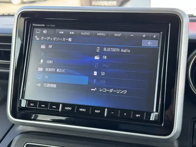 スズキ スペーシア ギア HYBRID XZ 滋賀県 2023(令5)年 2.3万km アクティブイエロー/ガンメタリック2トーン 純正8インチナビ/両側パワースライドドア/追従クルーズコントロール/全方位カメラ・バックカメラ/コーナーセンサー/LEDヘッドライト/シートヒーター/CD/DVD/SD/Bluetooth/フルセグ/ヘッドアップディスプレイ/スマートキー/ETC/スペアキー
