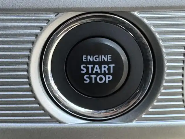 スズキ スペーシア ギア HYBRID XZ 滋賀県 2023(令5)年 2.3万km アクティブイエロー/ガンメタリック2トーン 純正8インチナビ/両側パワースライドドア/追従クルーズコントロール/全方位カメラ・バックカメラ/コーナーセンサー/LEDヘッドライト/シートヒーター/CD/DVD/SD/Bluetooth/フルセグ/ヘッドアップディスプレイ/スマートキー/ETC/スペアキー