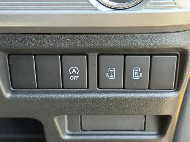 スズキ スペーシア ギア HYBRID XZ 滋賀県 2023(令5)年 2.3万km アクティブイエロー/ガンメタリック2トーン 純正8インチナビ/両側パワースライドドア/追従クルーズコントロール/全方位カメラ・バックカメラ/コーナーセンサー/LEDヘッドライト/シートヒーター/CD/DVD/SD/Bluetooth/フルセグ/ヘッドアップディスプレイ/スマートキー/ETC/スペアキー