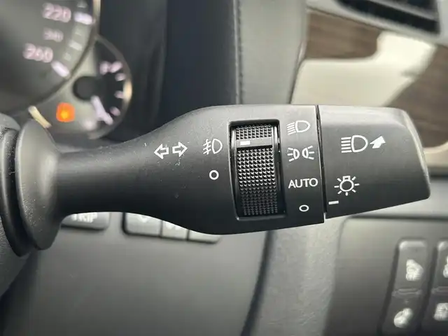 レクサス ＧＳ 300h バージョンL 茨城県 2015(平27)年 5万km ソニックシルバー 純正ナビ/Bluetooth/CD/DVD/ブルーレイ/フルセグ/バックカメラ/純正ビルトインETC2.0/セーフティシステムプラス/メーカーオプション三眼LEDヘッドライト/メーカーオプション19インチアルミホイール/BSM/後期型ワイドマルチモニター/レーダークルーズコントロール/レーンキープアシスト・プリクラッシュS/黒レザーシート/前席パワーシート/前席シートヒーター/前席エアシート/パワーバックドア/クルーズコントロール/パドルシフト/前後コーナーセンサー/LEDヘッドライト/フォグランプ/オートライト/ETC/AUX