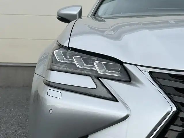レクサス ＧＳ 300h バージョンL 茨城県 2015(平27)年 5万km ソニックシルバー 純正ナビ/Bluetooth/CD/DVD/ブルーレイ/フルセグ/バックカメラ/純正ビルトインETC2.0/セーフティシステムプラス/メーカーオプション三眼LEDヘッドライト/メーカーオプション19インチアルミホイール/BSM/後期型ワイドマルチモニター/レーダークルーズコントロール/レーンキープアシスト・プリクラッシュS/黒レザーシート/前席パワーシート/前席シートヒーター/前席エアシート/パワーバックドア/クルーズコントロール/パドルシフト/前後コーナーセンサー/LEDヘッドライト/フォグランプ/オートライト/ETC/AUX