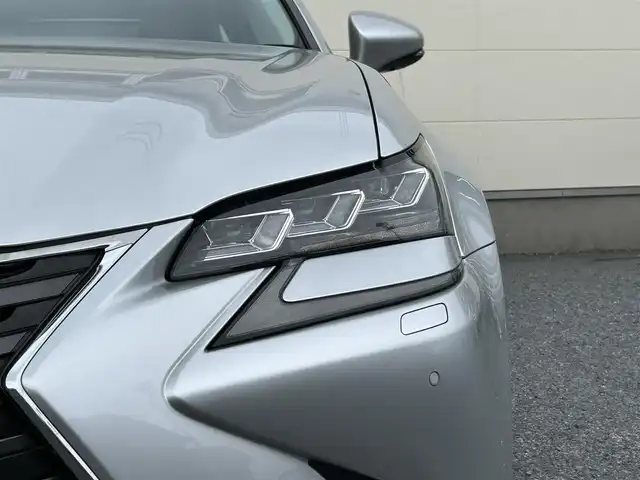 レクサス ＧＳ 300h バージョンL 茨城県 2015(平27)年 5万km ソニックシルバー 純正ナビ/Bluetooth/CD/DVD/ブルーレイ/フルセグ/バックカメラ/純正ビルトインETC2.0/セーフティシステムプラス/メーカーオプション三眼LEDヘッドライト/メーカーオプション19インチアルミホイール/BSM/後期型ワイドマルチモニター/レーダークルーズコントロール/レーンキープアシスト・プリクラッシュS/黒レザーシート/前席パワーシート/前席シートヒーター/前席エアシート/パワーバックドア/クルーズコントロール/パドルシフト/前後コーナーセンサー/LEDヘッドライト/フォグランプ/オートライト/ETC/AUX
