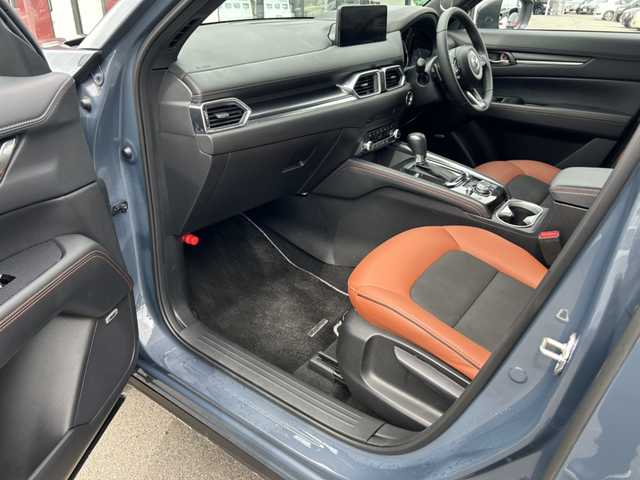 マツダ ＣＸ－５ XD レトロスポーツED 大阪府 2023(令5)年 1.1万km ポリメタルグレーM ワンオーナー　衝突軽減　ＢＯＳＥ　マツダコネクトナビ　フルセグＴＶ　全周囲カメラ　テラコッタ製ハーフレザーシート　前席シートヒーター　運転席パワーシート　シートメモリ　ステアリングヒーター　オートホールド　レーダークルコン　ＥＴＣ2.0 電格ミラー　電動リアゲート　オートライト　オートワイパー　純正アルミホイール　純正フロアマット　LEDヘッドライト　プッシュスタート　スマートキー　スペアキー　