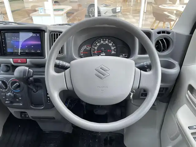 スズキ エブリイ PA リミテッド 愛媛県 2024(令6)年 0.6万km スペリアホワイト 衝突軽減ブレーキ/車線逸脱警報/カロッツェリア　ディスプレイオーディオ（DMH-SZ500)/Bluetooth/AppleCarPlay/AndroidAuto/バックカメラ/ETC/パワーウインドウ/純正フロアマット/キーレスエントリー/社外14インチアルミ/純正ホイール＆スタッドレスタイヤ（2024年製）積込/ドライブレコーダー/取扱説明書/保証書/スペアキー有