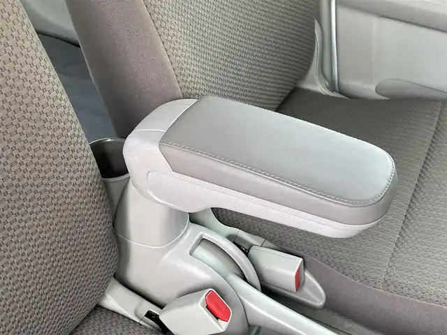 スズキ エブリイ PA リミテッド 愛媛県 2024(令6)年 0.6万km スペリアホワイト 衝突軽減ブレーキ/車線逸脱警報/カロッツェリア　ディスプレイオーディオ（DMH-SZ500)/Bluetooth/AppleCarPlay/AndroidAuto/バックカメラ/ETC/パワーウインドウ/純正フロアマット/キーレスエントリー/社外14インチアルミ/純正ホイール＆スタッドレスタイヤ（2024年製）積込/ドライブレコーダー/取扱説明書/保証書/スペアキー有