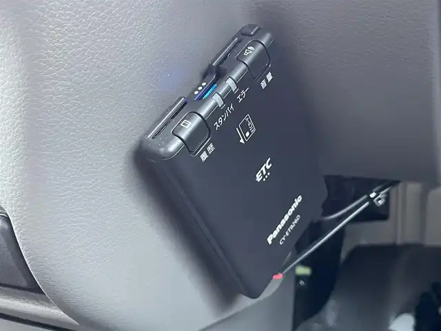 スズキ エブリイ PA リミテッド 愛媛県 2024(令6)年 0.6万km スペリアホワイト 衝突軽減ブレーキ/車線逸脱警報/カロッツェリア　ディスプレイオーディオ（DMH-SZ500)/Bluetooth/AppleCarPlay/AndroidAuto/バックカメラ/ETC/パワーウインドウ/純正フロアマット/キーレスエントリー/社外14インチアルミ/純正ホイール＆スタッドレスタイヤ（2024年製）積込/ドライブレコーダー/取扱説明書/保証書/スペアキー有