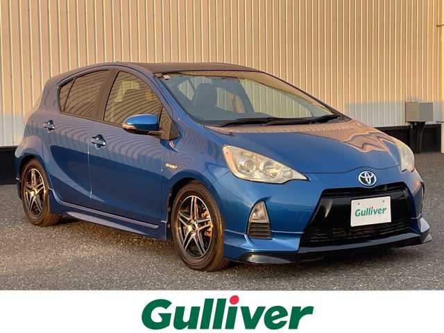 トヨタ アクア G ブラックソフトレザーセレ 千葉県 2014(平26)年 4万km コバルトブルーメタリック 純正メモリナビ/(フルセグTV/BT/CD/DVD/FM/AM)/バックカメラ/ルーフラッピング/レザーシート/ETC/アイドリングストップ/オートライト/ウィンカーミラー/電動格納ミラー/社外15インチAW/ローダウン/プッシュスタート/スマートキー/フロアマット/ドアバイザー/スペアキー