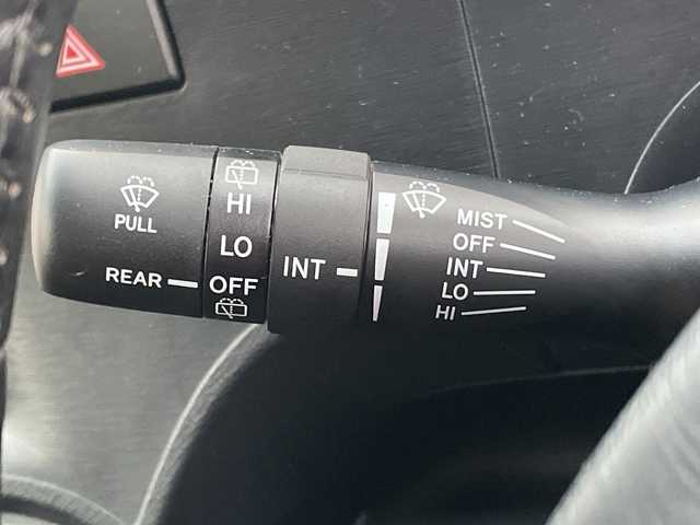 トヨタ アクア G ブラックソフトレザーセレ 千葉県 2014(平26)年 4万km コバルトブルーメタリック 純正メモリナビ/(フルセグTV/BT/CD/DVD/FM/AM)/バックカメラ/ルーフラッピング/レザーシート/ETC/アイドリングストップ/オートライト/ウィンカーミラー/電動格納ミラー/社外15インチAW/ローダウン/プッシュスタート/スマートキー/フロアマット/ドアバイザー/スペアキー