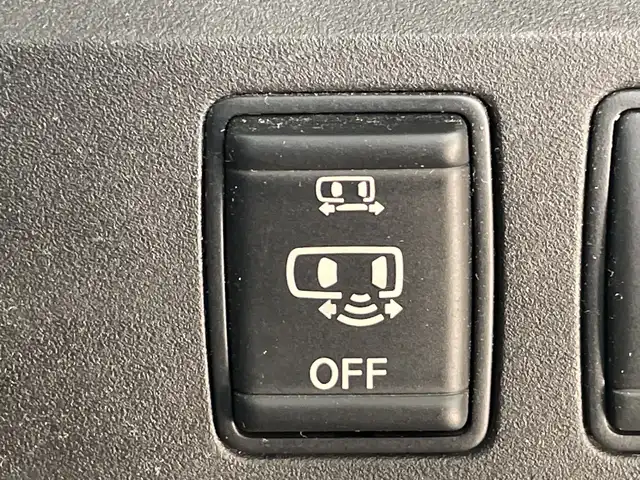 日産 セレナ ハイウェイスター G プロパイロットED 群馬県 2016(平28)年 8.8万km ブリリアントホワイトパール プロパイロット　純正９型ナビ　純正フリップダウンモニター　フルセグＴＶ　バックカメラ　アイドリングストップ　衝突被害軽減ブレーキ　レーンアシスト　ＬＥＤヘッドライト　ＥＴＣ　スマートキー　禁煙車