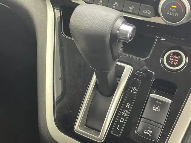 日産 セレナ ハイウェイスター G プロパイロットED 群馬県 2016(平28)年 8.8万km ブリリアントホワイトパール プロパイロット　純正９型ナビ　純正フリップダウンモニター　フルセグＴＶ　バックカメラ　アイドリングストップ　衝突被害軽減ブレーキ　レーンアシスト　ＬＥＤヘッドライト　ＥＴＣ　スマートキー　禁煙車