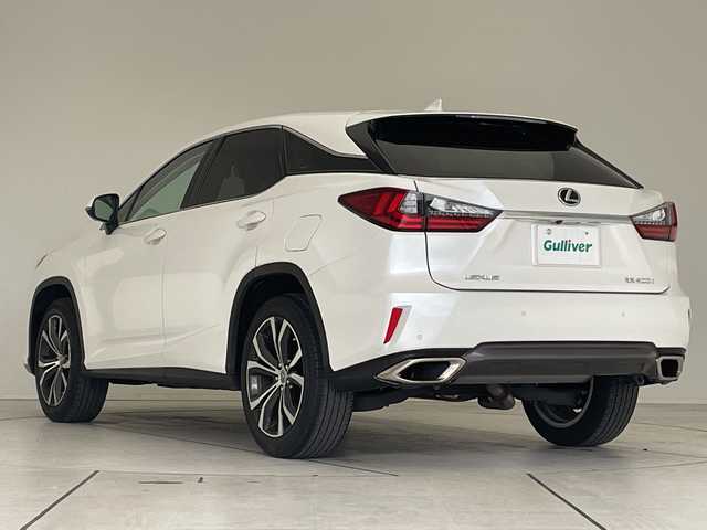 レクサス ＲＸ 200t バージョンL 愛知県 2017(平29)年 2.8万km ソニッククォーツ レクサスセーフティセンス/純正12型ナビ/三眼LEDヘッドライト/全方位カメラ/レーダークルーズコントロール/シートヒーター/エアシート/電動リアゲート/パワーシート/ヘッドアップディスプレイ/コーナーセンサー/純正アルミホイール/ETC2.0/ブラインドスポットモニター/ステアリングヒーター/レーンキープアシスト/オートマチックハイビーム/ドライブレコーダー/衝突軽減システム/フルセグ/CD DVD/Bluetooth/ステアリングスイッチ/スマートキー/プッシュスタート