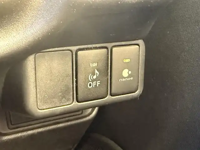 トヨタ アクア S 千葉県 2015(平27)年 13.4万km コバルトブルーメタリック 純正ナビ（ＦＭ／ＡＭ／ＣＤ／ＤＶＤ／ＢＴ）/フルセグＴＶ/バックカメラ/前席シートヒーター/オートライト/ビルトインＥＴＣ/プッシュスタート/スマートキー/ハロゲンライト/アイドリングストップ