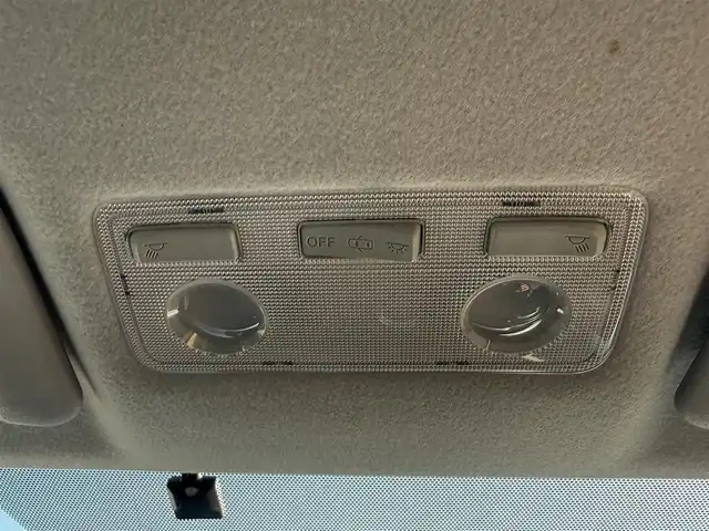 トヨタ アクア S 千葉県 2015(平27)年 13.4万km コバルトブルーメタリック 純正ナビ（ＦＭ／ＡＭ／ＣＤ／ＤＶＤ／ＢＴ）/フルセグＴＶ/バックカメラ/前席シートヒーター/オートライト/ビルトインＥＴＣ/プッシュスタート/スマートキー/ハロゲンライト/アイドリングストップ