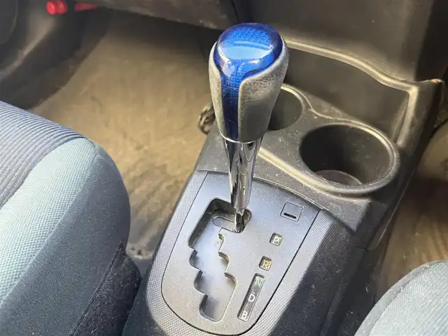 トヨタ アクア S 千葉県 2015(平27)年 13.4万km コバルトブルーメタリック 純正ナビ（ＦＭ／ＡＭ／ＣＤ／ＤＶＤ／ＢＴ）/フルセグＴＶ/バックカメラ/前席シートヒーター/オートライト/ビルトインＥＴＣ/プッシュスタート/スマートキー/ハロゲンライト/アイドリングストップ