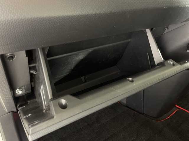 トヨタ ルーミー カスタムG－T 神奈川県 2022(令4)年 2.5万km パールホワイトⅢ 純正9インチSDナビ（NSZT-Y68T)/スマートアシスト/ターボ/ドライブレコーダー/衝突被害軽減システム/バックカメラ/アダプティブクルーズコントロール/両側パワースライドドア/横滑り防止装置/ETC/LEDヘッドライト/オートライト/ウィンカーミラー/電動格納ミラー/純正15インチAW/シートヒーター/シートリフター/プッシュスタート/スマートキー/フロアマット/スペアキー/取扱説明書