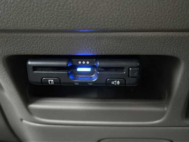 ホンダ Ｎ ＢＯＸ G Lパッケージ 富山県 2012(平24)年 12.4万km プレミアムホワイトパール スマートキー２本/両側パワースライドドア/純正メモリーナビ（VXM-155C）/Bluetooth/CD/ETC2.0/バックカメラ/純正フロアマット/ドアバイザー/ステアリングスイッチ/横滑り防止装置/ヘッドライトレベライザー/保証書/取説/ナビ取説