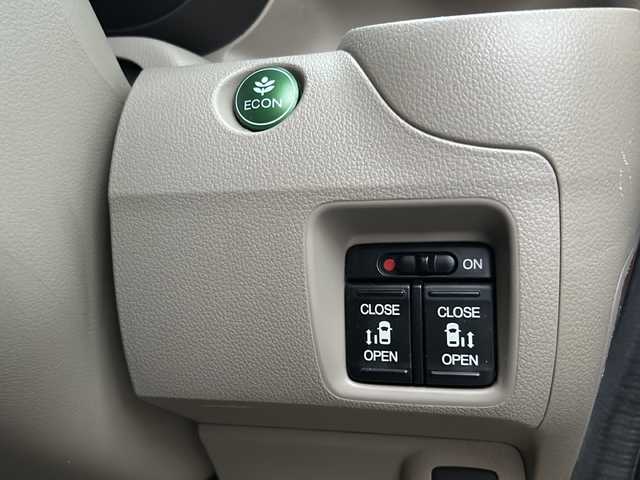 ホンダ Ｎ ＢＯＸ G Lパッケージ 富山県 2012(平24)年 12.4万km プレミアムホワイトパール スマートキー２本/両側パワースライドドア/純正メモリーナビ（VXM-155C）/Bluetooth/CD/ETC2.0/バックカメラ/純正フロアマット/ドアバイザー/ステアリングスイッチ/横滑り防止装置/ヘッドライトレベライザー/保証書/取説/ナビ取説