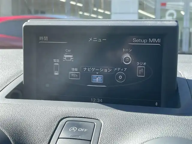 アウディ Ａ１ スポーツバック 1．4TFSI 東京都 2014(平26)年 3.2万km フローレットシルバーM バイキセノンパッケージ/・HIDヘッドランプ/純正ナビ/・フルセグTV/DVD/Bluetooth/ターボ/スマートキー/プッシュスタート/純正アルミホイール15インチ/保証書/取扱説明書/スペアキー