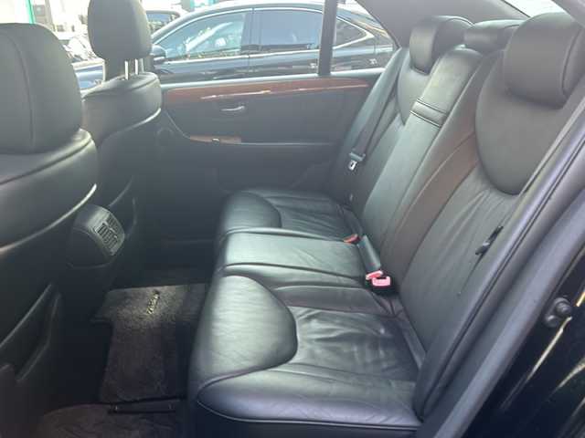 トヨタ セルシオ C インテリアセレクション 高知県 2001(平13)年 6.1万km ブラック サンルーフ/レザーシート/全席シートヒーター/前席エアシート/パワーシート/メモリー機能付きシート/リモコンキー/スペアキー１本/純正ナビ/CD/オートライト/純正フロアマット