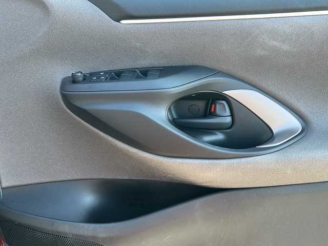 トヨタ ヤリス G 愛知県 2021(令3)年 0.7万km センシュアルレッドマイカ /禁煙車/ワンオーナー//純正8インチディスプレイオーディオ//Bluetooth/CD・DVD//バックカメラ//トヨタセーフティセンス//プリクラッシュセーフティ//レーントレーシングアシスト//ロードサインアシスト//パーキングサポートブレーキ//クリアランスソナー//レーダークルーズコントロール//先行車発進お知らせ機能//オートマチックハイビーム//前席シートヒーター//電動格納ミラーウィンカー//純正フロアマット//ドアバイザー//取扱説明書/新車保証書//スペアキー