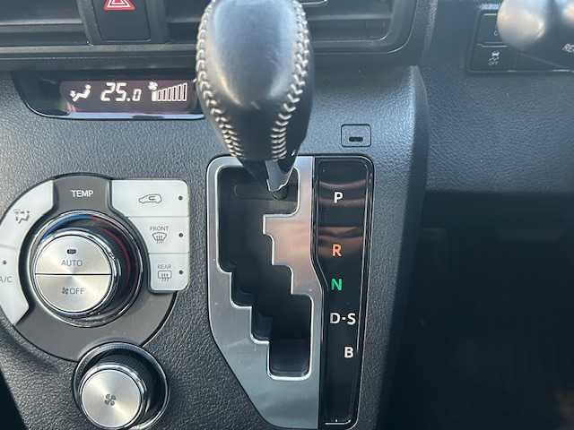 トヨタ シエンタ G 宮城県 2017(平29)年 6.3万km コバルトブルーメタリック 登録時走行距離６２８６４ｋｍ/純正SDナビ/CD/DVD/Bluetooth接続/フルセグテレビ/バックカメラ/両側パワースライドドア/トヨタセーフティーセンス/プリクラッシュセーフティー/レーンディパーチャーアラート/オートハイビーム/プッシュスタート/スマートキー/アイドリングストップ/横滑り防止/フォグランプ/純正ドライブレコーダー/ビルトインETC/ステアリングリモコン/純正フロアマット/AAC