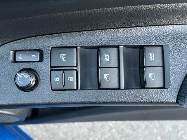 トヨタ シエンタ G 宮城県 2017(平29)年 6.3万km コバルトブルーメタリック 登録時走行距離６２８６４ｋｍ/純正SDナビ/CD/DVD/Bluetooth接続/フルセグテレビ/バックカメラ/両側パワースライドドア/トヨタセーフティーセンス/プリクラッシュセーフティー/レーンディパーチャーアラート/オートハイビーム/プッシュスタート/スマートキー/アイドリングストップ/横滑り防止/フォグランプ/純正ドライブレコーダー/ビルトインETC/ステアリングリモコン/純正フロアマット/AAC