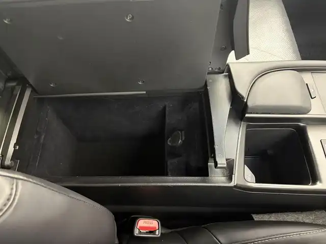 レクサス ＥＳ 300h バージョンL 愛知県 2020(令2)年 3.7万km レッドマイカクリスタルシャイン マークレビンソン　/サンルーフ　/純正１２．３インチナビ　/全方位カメラ　/デジタルインナーミラー　　/衝突軽減ブレーキ　/シートヒーター　/レザーシート　/パワーシート　/ステアヒーター　/ＢＳＭ　/ＥＴＣ２．０