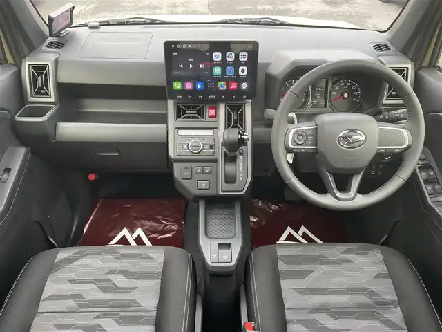 ダイハツ タフト G クロムベンチャー 福島県 2023(令5)年 0.1千km サンドベージュメタリック AIS検査済み/【2407008208】/10インチディスプレイオーディオ/15AW M29スティンガー　（バレルブラック）社外/マッドスター　ラジアル　A/T/1インチリフトアップキット（社外）/ダムド　littleD フェイスチェンジキット（タフト）社外/・フロントグリル/・フロントバンパー/・レターエンブレム（マットブラック）/フロントカメラ＋モニターセット（社外）/ステアリングスイッチ/電動格納ミラー/CURTルーフラック（社外）/イノー　ベースキャリア（社外）/社外パーツ取り付けあり