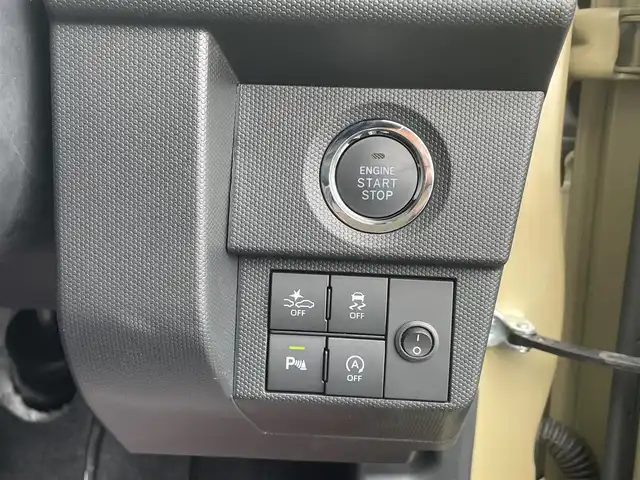 ダイハツ タフト G クロムベンチャー 福島県 2023(令5)年 0.1千km サンドベージュメタリック AIS検査済み/【2407008208】/10インチディスプレイオーディオ/15AW M29スティンガー　（バレルブラック）社外/マッドスター　ラジアル　A/T/1インチリフトアップキット（社外）/ダムド　littleD フェイスチェンジキット（タフト）社外/・フロントグリル/・フロントバンパー/・レターエンブレム（マットブラック）/フロントカメラ＋モニターセット（社外）/ステアリングスイッチ/電動格納ミラー/CURTルーフラック（社外）/イノー　ベースキャリア（社外）/社外パーツ取り付けあり