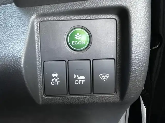 ホンダ ヴェゼル ハイブリッド Z 岐阜県 2014(平26)年 11.7万km クリスタルブラックパール (株)IDOMが運営する【じしゃロン多治見店】の自社ローン専用車両になります。こちらは現金またはオートローンご利用時の価格です。自社ローンご希望の方は別途その旨お申付け下さい。/メーカーオプションナビ/　（Bluetooth/DVD/フルセグ）/クルーズコントロール/衝突軽減ブレーキ/バックカメラ/前席シートヒーター/オートブレーキホールド/パドルシフト/ワイパーデアイサー/純正AW/新品夏タイヤ車載