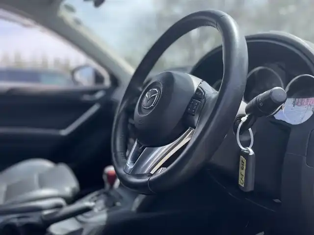 マツダ ＣＸ－５ XD Lパッケージ 道東・釧路十勝 2012(平24)年 10.1万km クリスタルホワイトパールマイカ 4WD/アルパインナビ/(FM AM CD DVD BT フルセグTV)/バックカメラ/衝突軽減ブレーキ/シートヒーター/クルーズコントロール/BOSEサウンド/ETC/プッシュスタート/スマートキー/革シート/オートライト/フォグランプ/ドアバイザー/フロアマット