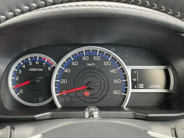 トヨタ ルーミー カスタムG 香川県 2023(令5)年 0.9万km パールホワイトⅢ 登録時走行距離 8135km/ディーラーオプション9インチナビ/→AM/FM/フルセグTV/Bluetooth/バックカメラ/プリクラッシュセーフティ/アダプティブクルーズコントロール/レーンディパーチャーアラート/クリアランスソナー/両側パワースライドドア/LEDオートライト/フォグランプ/ビルトインETC2.0/横滑り防止装置/オートホールド機能付き電子パーキング/リアサンシェード/プッシュスタート/スマートキー/スペアキー