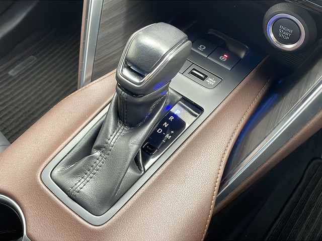 トヨタ ハリアー Z 千葉県 2022(令4)年 3.3万km プレシャスブラックパール