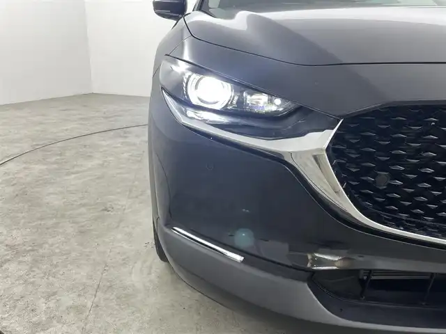 マツダ ＣＸ－３０ 20S プロアクティブツーリングセレ 福島県 2022(令4)年 1.9万km ジェットブラックマイカ プロアクティブセンス　/・車線逸脱警報/・ブラインドスポットモニター/・レーダークルーズコントロール/・衝突被害軽減システム/・誤発信抑制システム/・オートハイビーム/・ヘッドアップディスプレイ/純正ナビゲーション/【AM/FM/DVD/CD/Bluetooth/フルセグ】　/全方位カメラ　/電子パーキング　/・オートブレーキホールド　/革巻きステアリング　/・ステアリングスイッチ　/・チルトステアリング　/パワーシート　/プッシュスタート/・スマートキー/パワーシート/・シートヒーター/電動リアゲート/LEDライト/・オートライト/純正フロアマット/ウィンカーミラー/取扱説明書