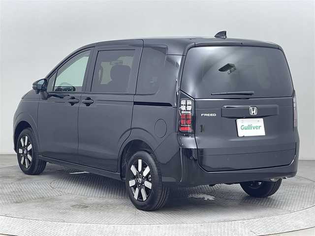 ホンダ フリード AIR EX 道央・札幌 2025(令7)年 0.1万km未満 クリスタルブラックパール ・登録済み未使用車/・4WD/・寒冷地仕様/・Gathersディスプレイオーディオ/　BT／USB／HDMI／AppleCarPlay／AndroidAuto/・バックカメラ/・レーダークルーズコントロール/・レーンキープアシスト/・衝突軽減ブレーキ/・横滑り防止/・両側パワースライドドア/・前席シートヒーター/・LEDヘッドライト/・オートライト/・純正夏15インチAW/・プッシュスタート/・スマートキー×2