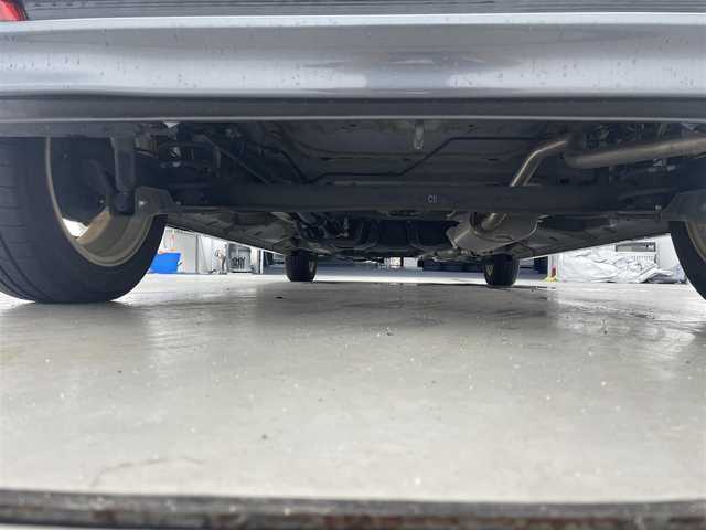 ホンダ Ｎ ＢＯＸ カスタム G Lパッケージ 滋賀県 2012(平24)年 3.5万km ポリッシュドメタルメタリック 純正ナビ/(CD/DVD/フルセグ/Bluetooth)/バックカメラ/両側パワースライドドア/オートエアコン/オートライト/プッシュスタート/純正アルミホイール/HID/フォグライト/ドアバイザー/純正フロアマット