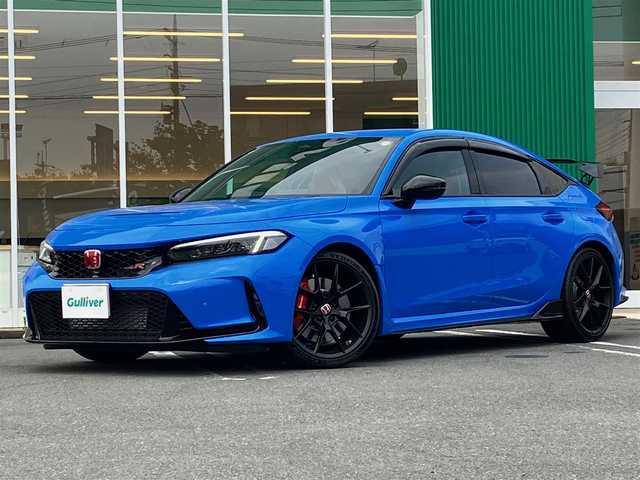 ホンダ シビック タイプR 静岡県 2025(令7)年 0.1万km レーシングブルーパール エンジンスタートボタン/保証書/取扱説明書/パワーステアリング/パワーウィンドウ/スマートキー/スペアキー１本/オートエアコン/クルーズコントロール/USB入力端子/ETC2.0/純正ナビ(BT/フルセグ)/純正フロアマット/純正アルミホイール/ABS/横滑り防止装置/レーンキープアシスト/コーナーセンサー前後/オートライト/オートマチックハイビーム/W+サイドエアバック/カーテンエアバック/衝突軽減システム/ホンダセンシング/BSM/フルLEDヘッドライト/Honda CONNECTディスプレー＋ETC2.0車載器/TYPE R専用10.2インチデジタルグラフィックメーター/Honda LogR