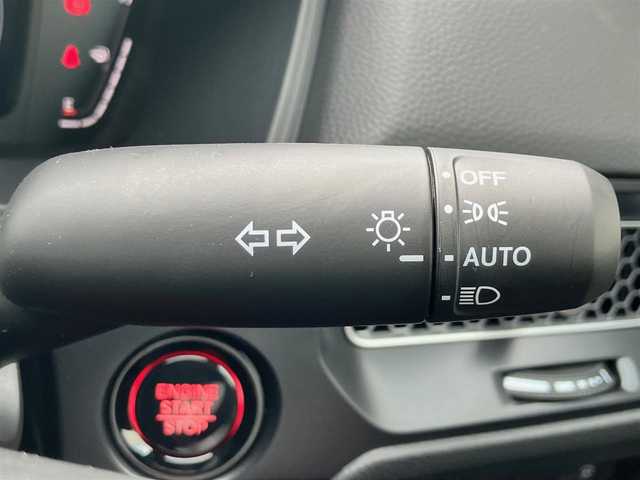 ホンダ シビック タイプR 静岡県 2025(令7)年 0.1万km レーシングブルーパール エンジンスタートボタン/保証書/取扱説明書/パワーステアリング/パワーウィンドウ/スマートキー/スペアキー１本/オートエアコン/クルーズコントロール/USB入力端子/ETC2.0/純正ナビ(BT/フルセグ)/純正フロアマット/純正アルミホイール/ABS/横滑り防止装置/レーンキープアシスト/コーナーセンサー前後/オートライト/オートマチックハイビーム/W+サイドエアバック/カーテンエアバック/衝突軽減システム/ホンダセンシング/BSM/フルLEDヘッドライト/Honda CONNECTディスプレー＋ETC2.0車載器/TYPE R専用10.2インチデジタルグラフィックメーター/Honda LogR
