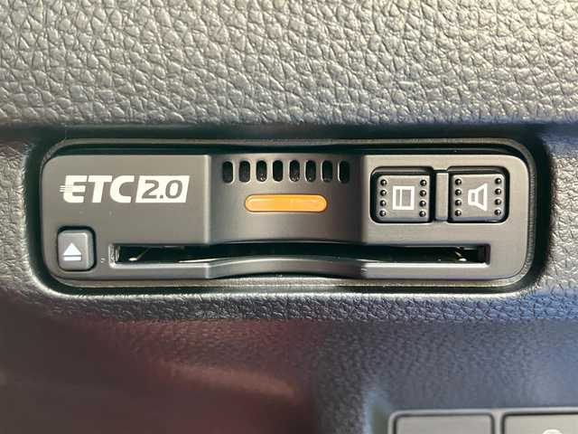 ホンダ シビック タイプR 静岡県 2025(令7)年 0.1万km レーシングブルーパール エンジンスタートボタン/保証書/取扱説明書/パワーステアリング/パワーウィンドウ/スマートキー/スペアキー１本/オートエアコン/クルーズコントロール/USB入力端子/ETC2.0/純正ナビ(BT/フルセグ)/純正フロアマット/純正アルミホイール/ABS/横滑り防止装置/レーンキープアシスト/コーナーセンサー前後/オートライト/オートマチックハイビーム/W+サイドエアバック/カーテンエアバック/衝突軽減システム/ホンダセンシング/BSM/フルLEDヘッドライト/Honda CONNECTディスプレー＋ETC2.0車載器/TYPE R専用10.2インチデジタルグラフィックメーター/Honda LogR