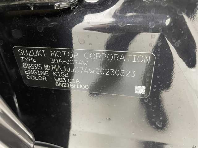 スズキ ジムニー ノマド FC 群馬県 2025(令7)年 0.1万km未満 黒 登録済未使用車(登録時走行距離：50km)/―――――――――――/7インチナビ/・Bluetooth/ワンセグTV/CD/DVD/HDD/AM/FM/アダプティブクルーズコントロール/デュアルカメラブレーキサポート/車線逸脱警報/ふらつき警報/後退時ブレーキサポート/ハイビームアシスト/標識認識機能/誤発進/後方誤発進抑制機能/先行車発進お知らせ機能/ヒルディセントコントロール/LEDヘッドランプ/ヘッドランプウォッシャー/前席シートヒーター/純正15インチアルミホイール