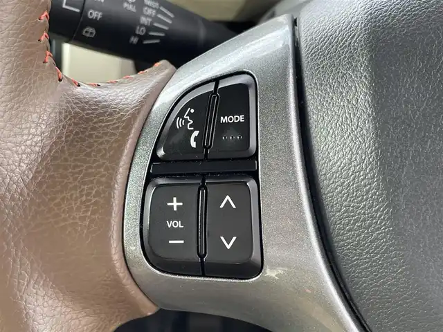 スズキ ハスラー ワンダラー 島根県 2019(令1)年 8.1万km ブルーイッシュブラックパール3/ウッディブラウン2トーンルーフ 登録時走行距離80303km/純正8インチナビ/フルセグテレビ/全周囲カメラ/デュアルカメラブレーキサポート/レーンキープアシスト/ハーフレザーシート/前席シートヒーター/プッシュスタート/スマートキー/HID/オートライト/フォグランプ/ルーフレール