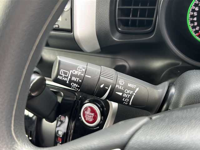 ホンダ Ｎ ＢＯＸ G Lパッケージ 青森県 2015(平27)年 5.5万km プレミアムホワイトパールⅡ ・4WD/・純正ナビ/・リアカメラ/・ワンセグ/・ETC/・片側パワースライドドア/・プッシュスタート/・スマートキー/・横滑り防止/・前席シートヒーター/・アイドリングストップ/・スペアキーあり