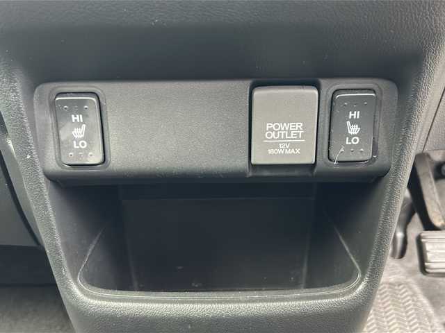 ホンダ Ｎ ＢＯＸ G Lパッケージ 青森県 2015(平27)年 5.5万km プレミアムホワイトパールⅡ ・4WD/・純正ナビ/・リアカメラ/・ワンセグ/・ETC/・片側パワースライドドア/・プッシュスタート/・スマートキー/・横滑り防止/・前席シートヒーター/・アイドリングストップ/・スペアキーあり