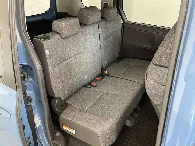 トヨタ シエンタ ハイブリッド Z 埼玉県 2022(令4)年 0.9万km グレイッシュブルー 純正１０．５ディスプレイオーディオ　パノラミックビューモニター　ＢＳＭ　セーフティセンス　レーダークルーズコントロール　ビルトインＥＴＣ　ＡＣ１００Ｖ　オートハイビーム　ＬＥＤヘッドライト　地デジＴＶ