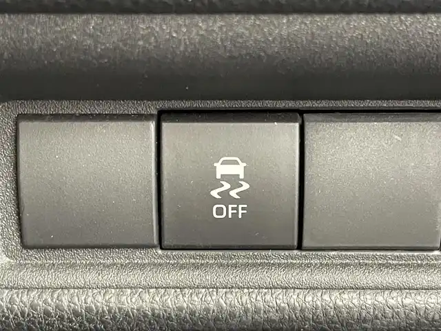 トヨタ シエンタ ハイブリッド Z 埼玉県 2022(令4)年 0.9万km グレイッシュブルー 純正１０．５ディスプレイオーディオ　パノラミックビューモニター　ＢＳＭ　セーフティセンス　レーダークルーズコントロール　ビルトインＥＴＣ　ＡＣ１００Ｖ　オートハイビーム　ＬＥＤヘッドライト　地デジＴＶ