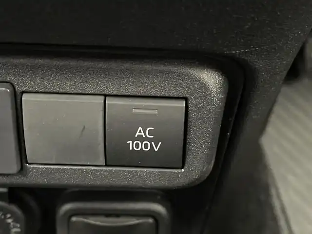 トヨタ シエンタ ハイブリッド Z 埼玉県 2022(令4)年 0.9万km グレイッシュブルー 純正１０．５ディスプレイオーディオ　パノラミックビューモニター　ＢＳＭ　セーフティセンス　レーダークルーズコントロール　ビルトインＥＴＣ　ＡＣ１００Ｖ　オートハイビーム　ＬＥＤヘッドライト　地デジＴＶ