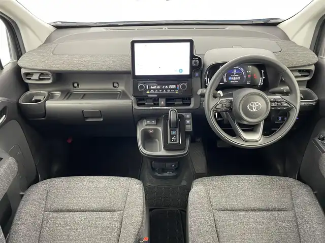 トヨタ シエンタ ハイブリッド Z 埼玉県 2022(令4)年 0.9万km グレイッシュブルー 純正１０．５ディスプレイオーディオ　パノラミックビューモニター　ＢＳＭ　セーフティセンス　レーダークルーズコントロール　ビルトインＥＴＣ　ＡＣ１００Ｖ　オートハイビーム　ＬＥＤヘッドライト　地デジＴＶ